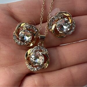 Mother day’s gift
 Gold and Silver Jewelry Set